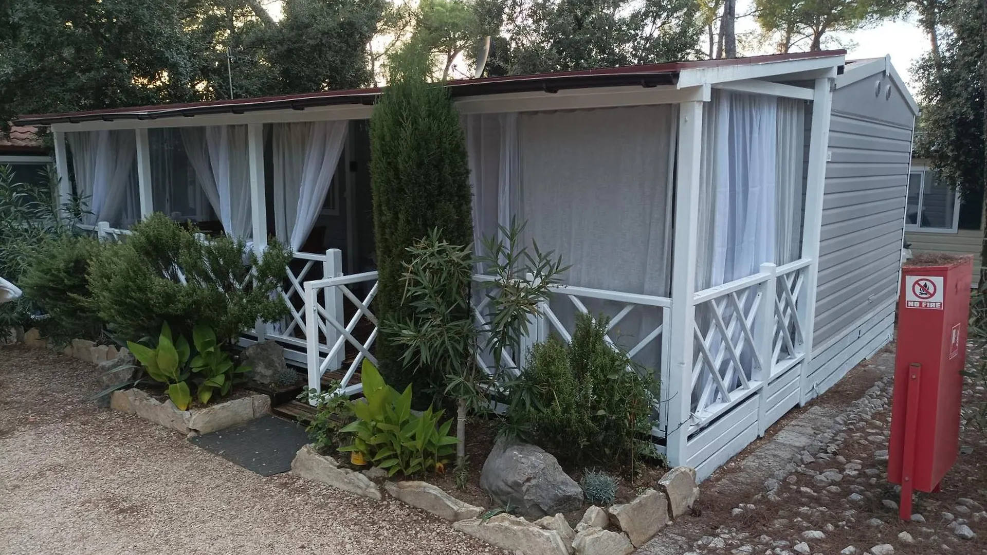 مكان تخييم U La La Home بيوغْغاد نا موغو