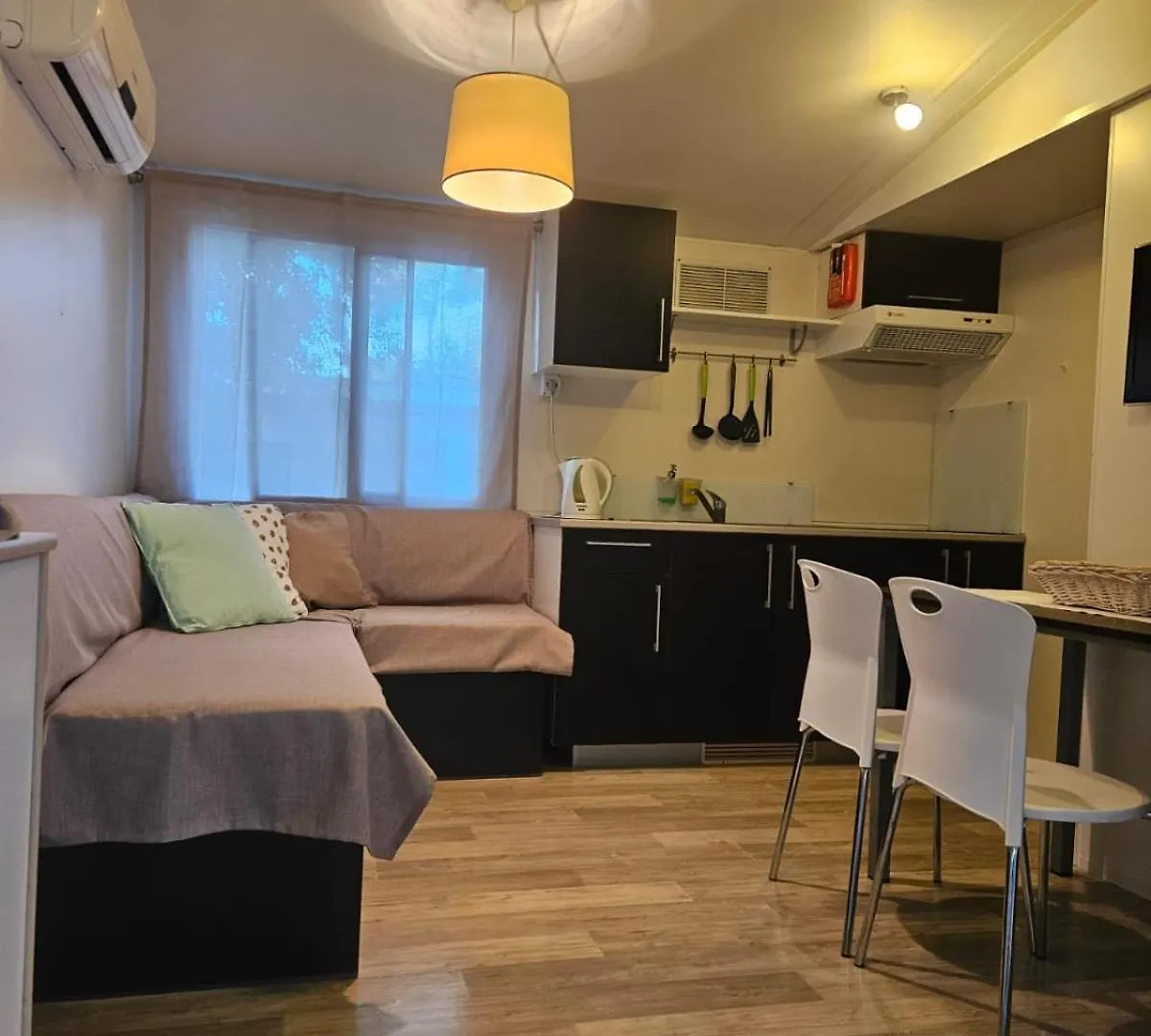 ** مكان تخييم U La La Home بيوغْغاد نا موغو كرواتيا