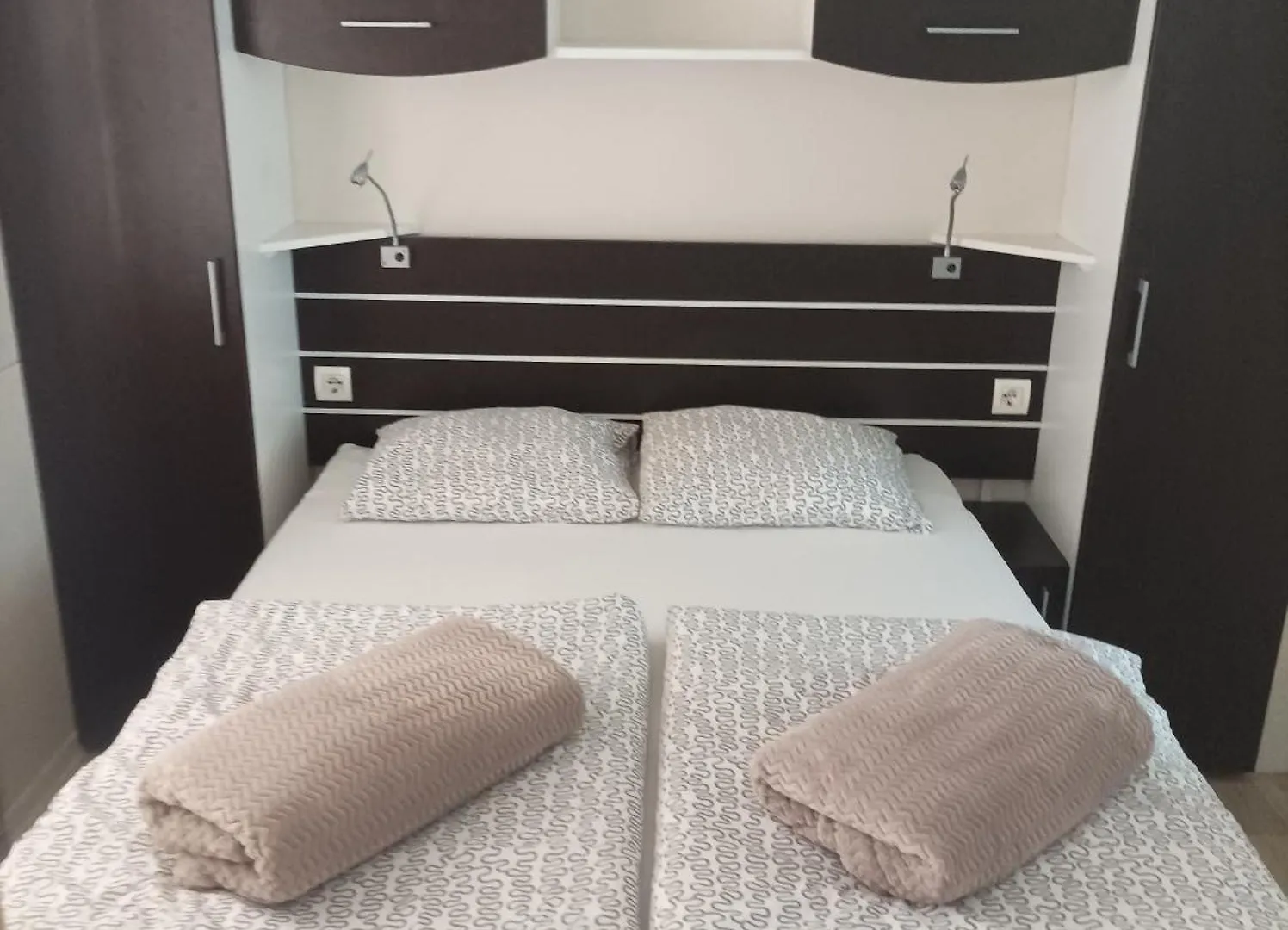 U La La Home بيوغْغاد نا موغو