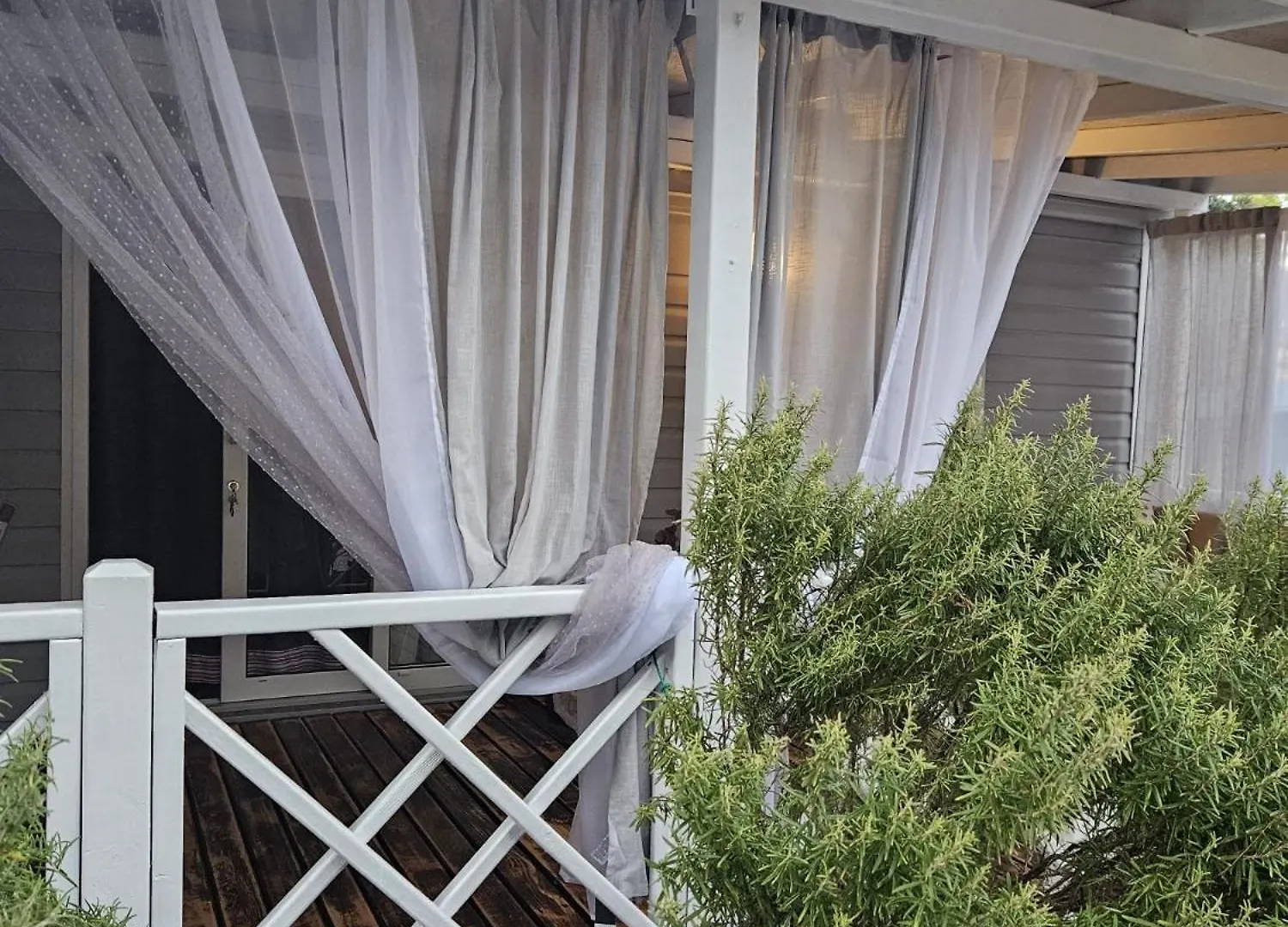 U La La Home بيوغْغاد نا موغو