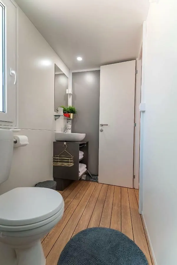 U La La Home بيوغْغاد نا موغو