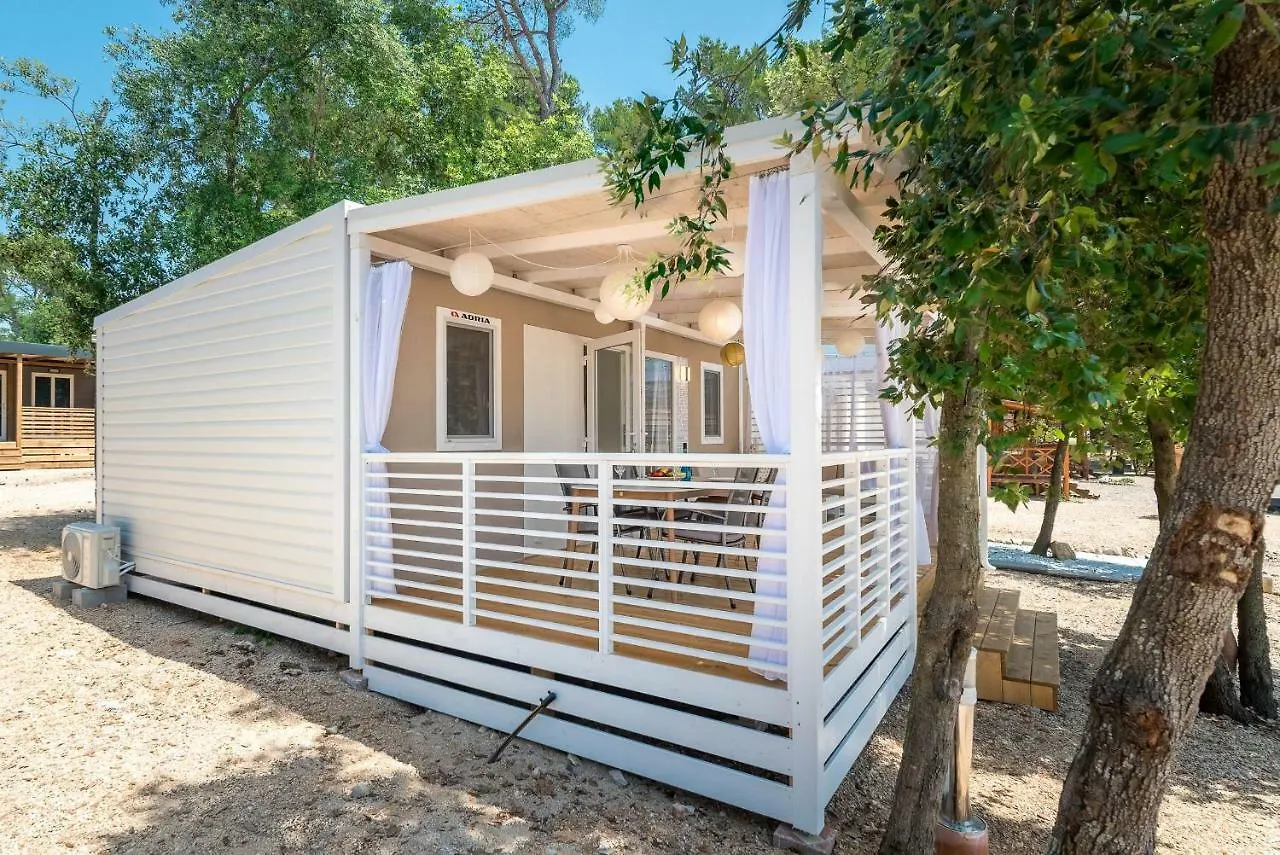 U La La Home بيوغْغاد نا موغو 2*,  كرواتيا